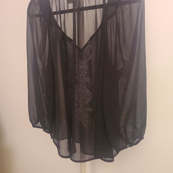 Sheer black blouse - Picture 3 of 3